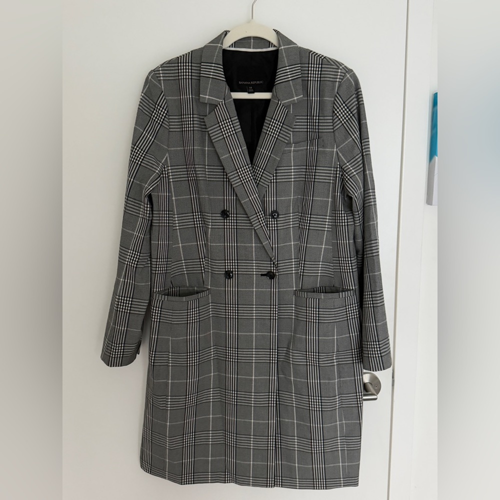 Banana Republic Black and White Plaid Blazer
